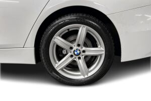 BMW 3-sarja esikatselu 13