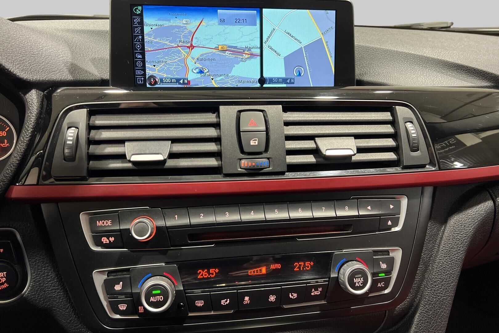 BMW 3-sarja iso kuva 17