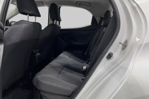 Toyota Yaris esikatselu 10