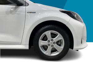 Toyota Yaris esikatselu 13