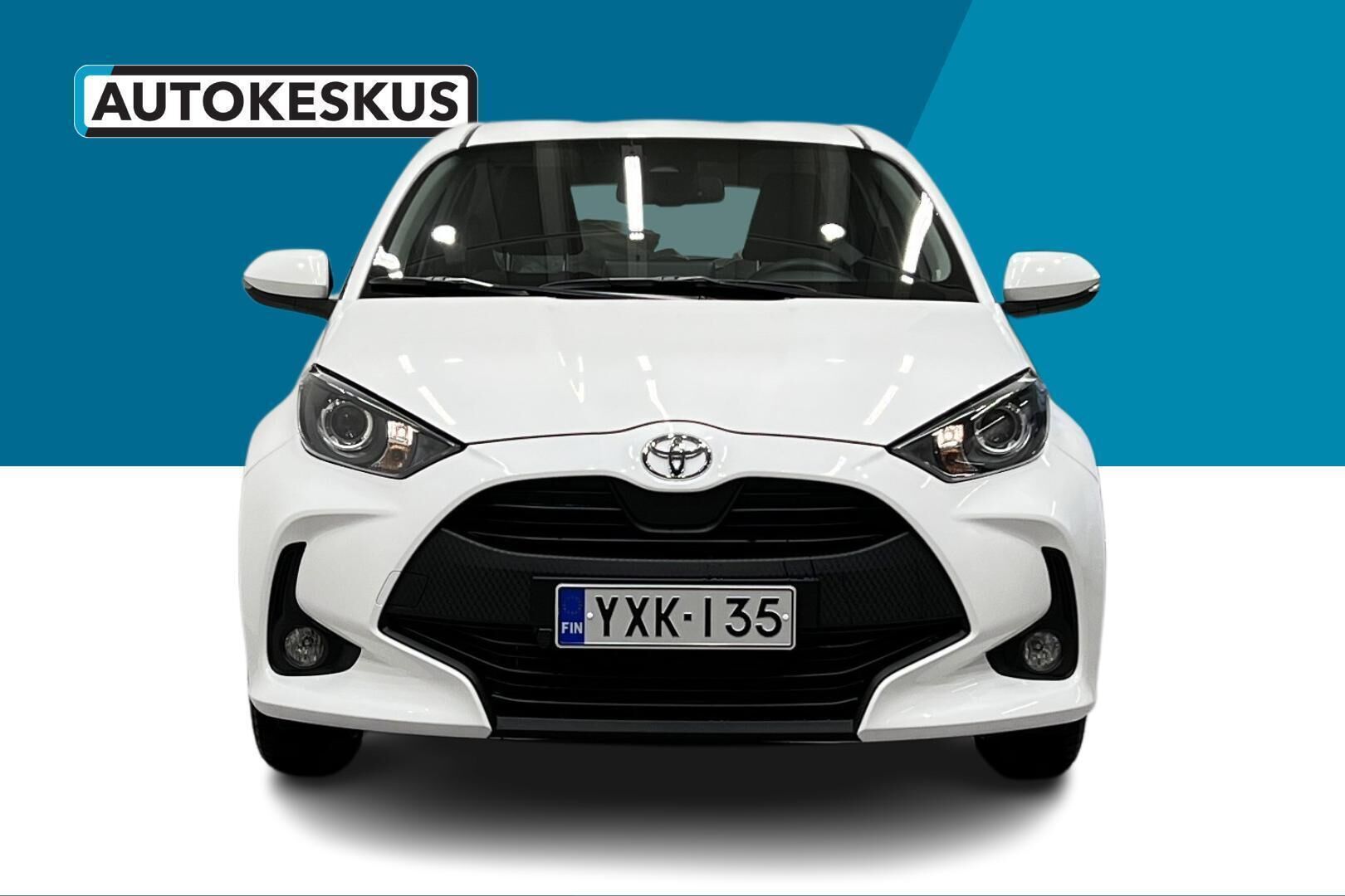 Toyota Yaris iso kuva 2