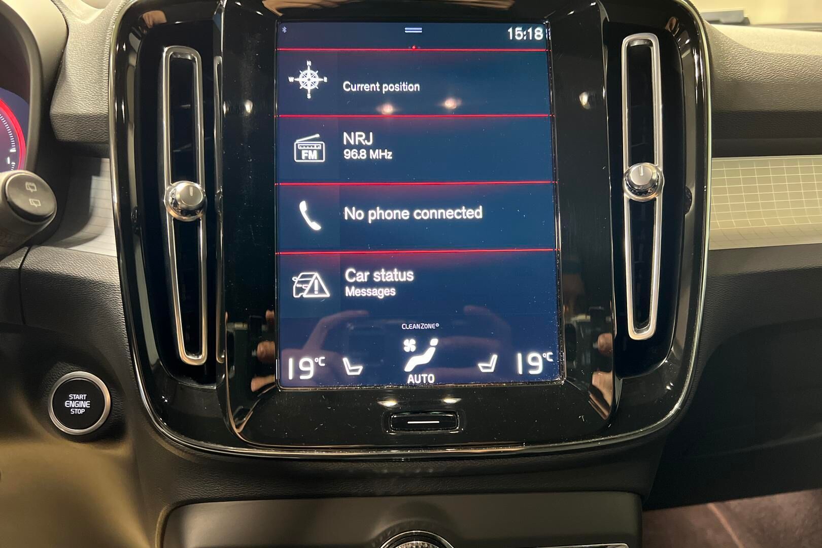 Volvo XC40 iso kuva 15