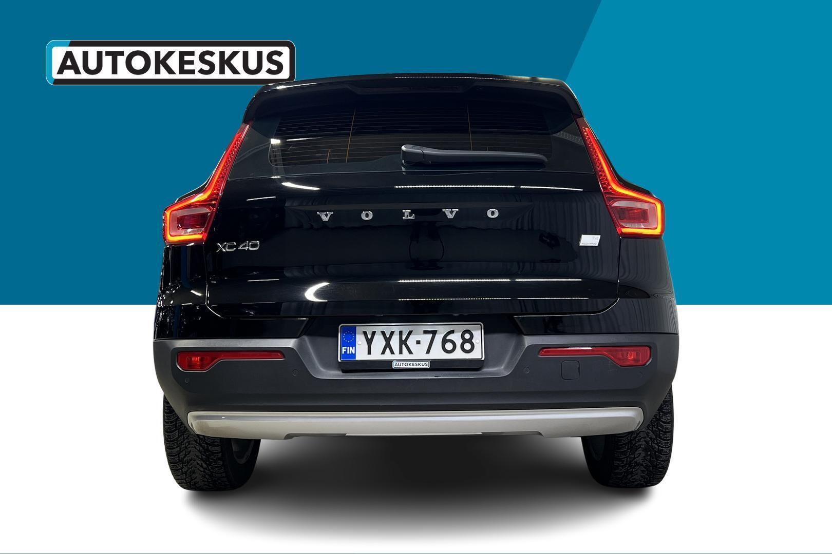 Volvo XC40 iso kuva 6