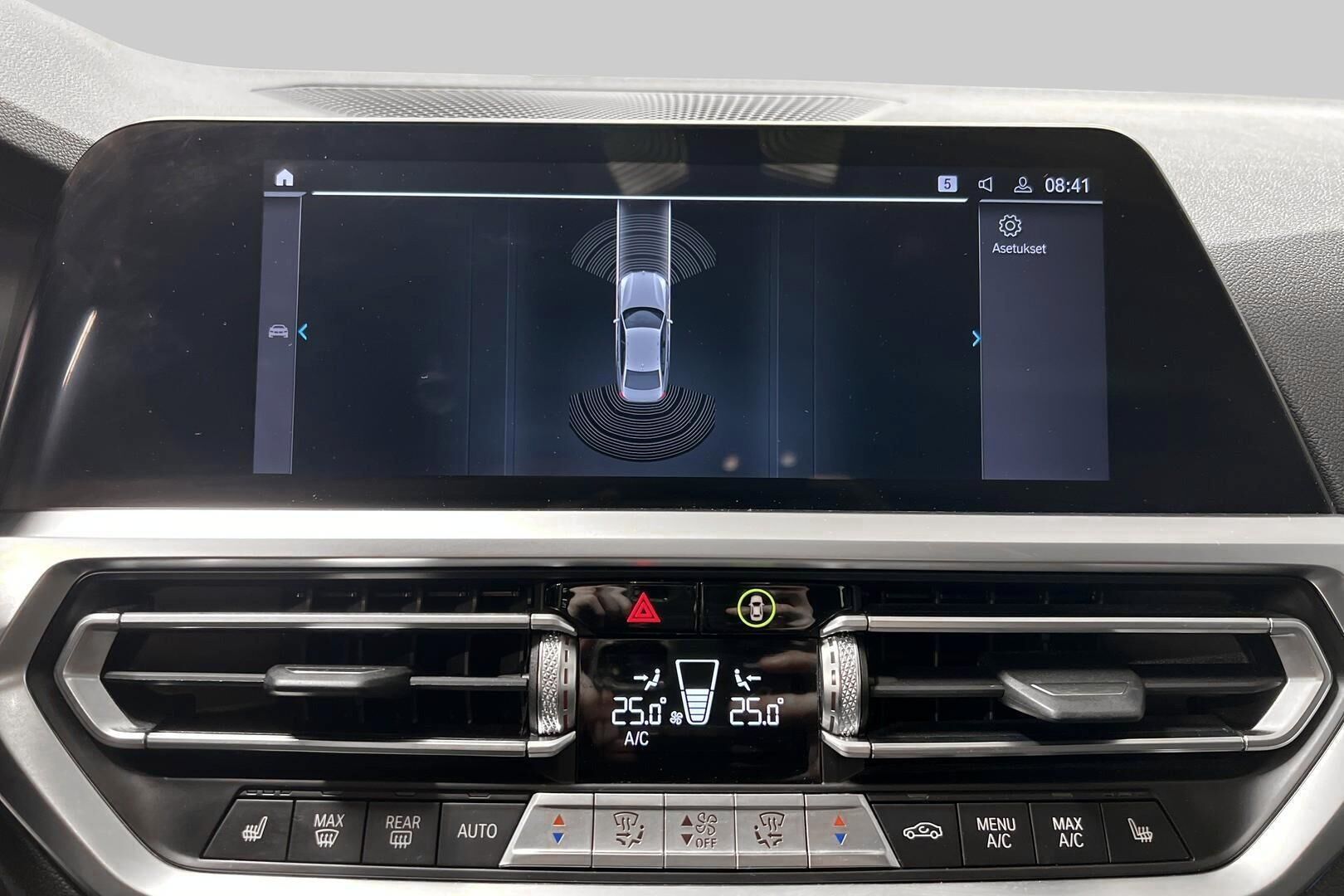 BMW 3-sarja iso kuva 14