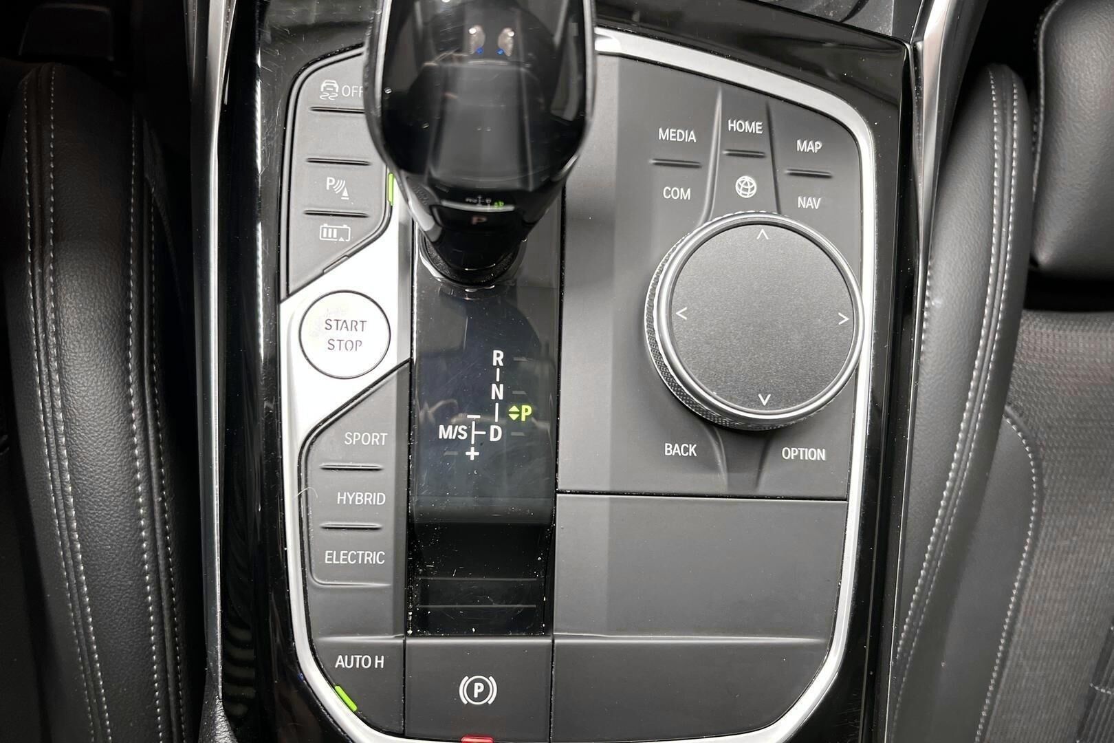 BMW 3-sarja iso kuva 15