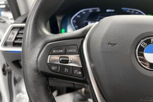 BMW 3-sarja esikatselu 17