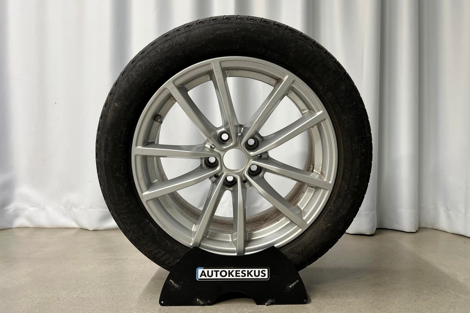 BMW 3-sarja iso kuva 18