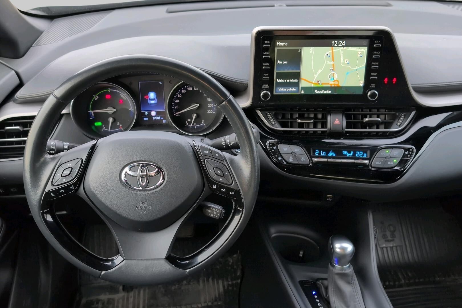 Toyota C-HR iso kuva 3