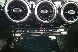 Mercedes-Benz A esikatselu 22