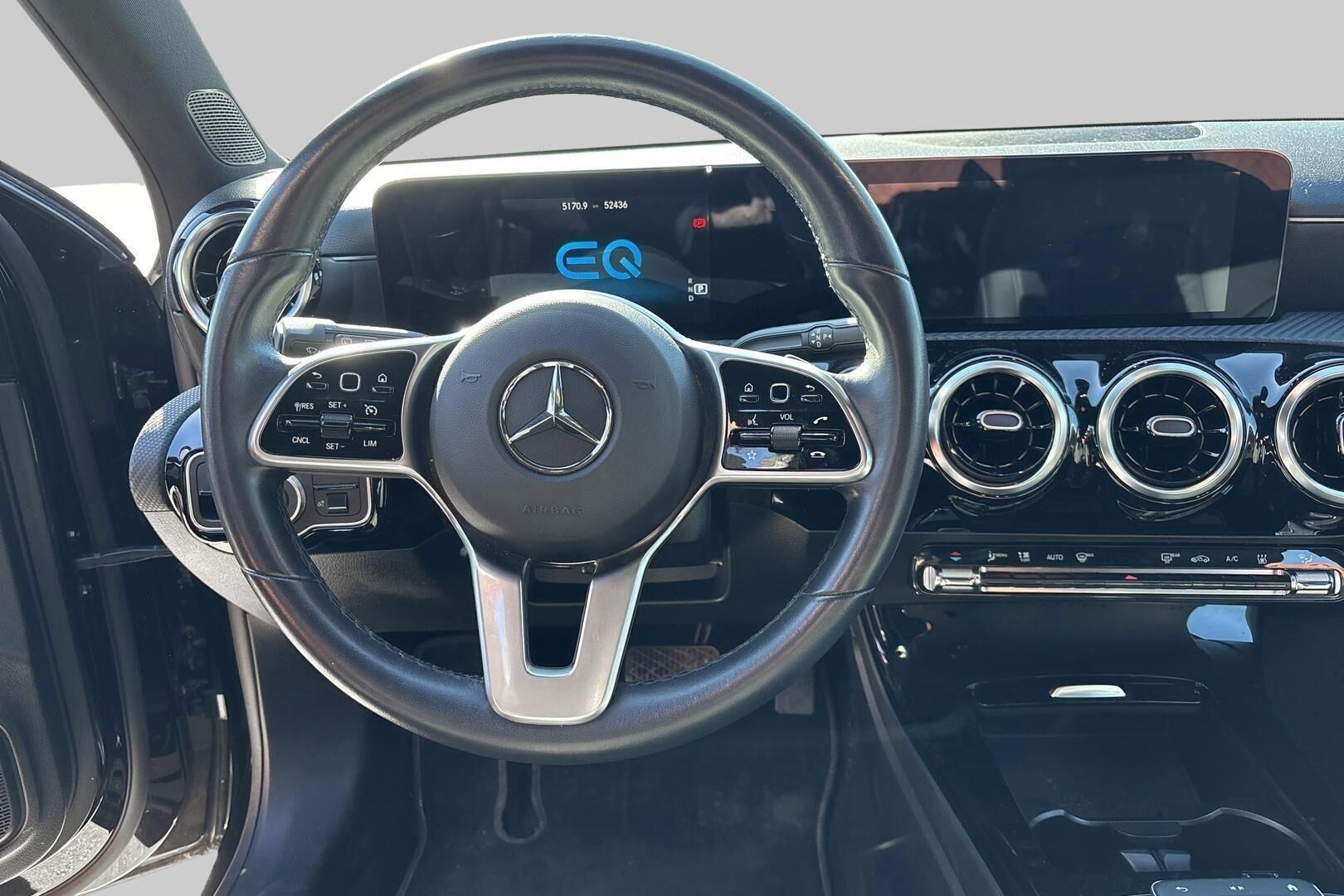 Mercedes-Benz A iso kuva 2