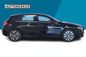 Mercedes-Benz A esikatselu 3