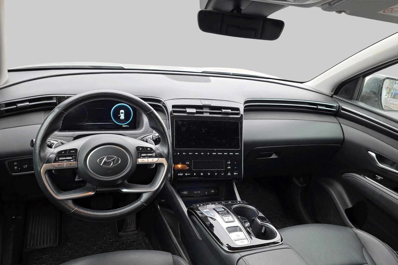 Hyundai Tucson iso kuva 2