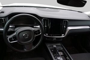 Volvo V60 esikatselu 2