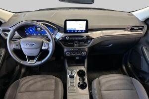 Ford Kuga esikatselu 10