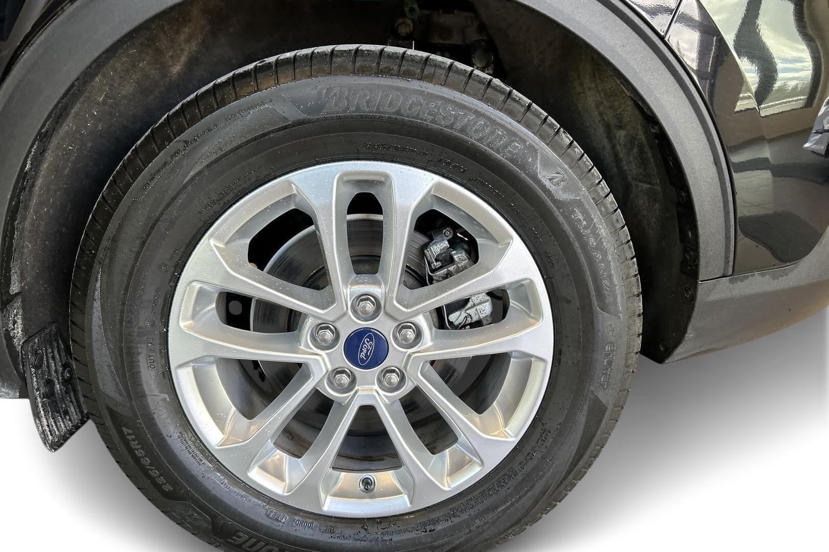 Ford Kuga iso kuva 11