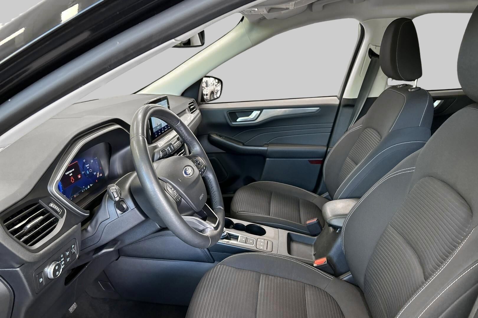 Ford Kuga iso kuva 8