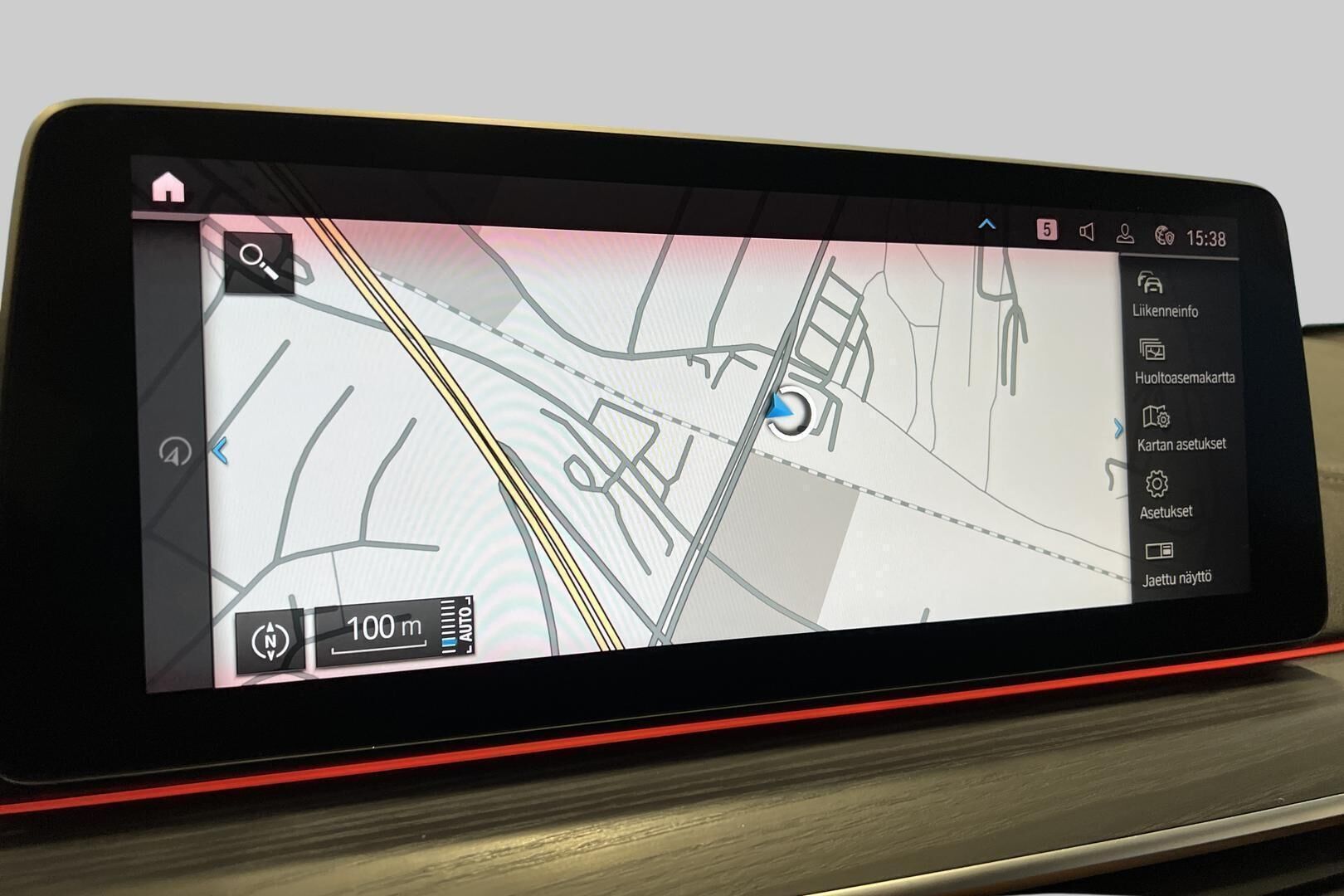 BMW 5-sarja iso kuva 27