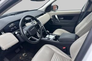 Land Rover Discovery Sport esikatselu 2