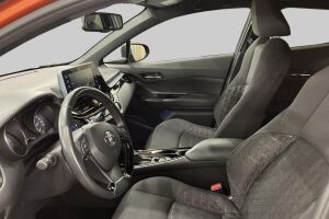 Toyota C-HR esikatselu 6