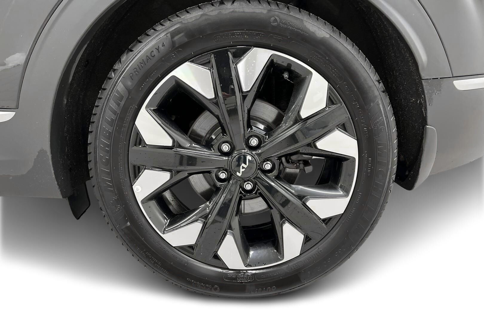 Kia Sportage iso kuva 12