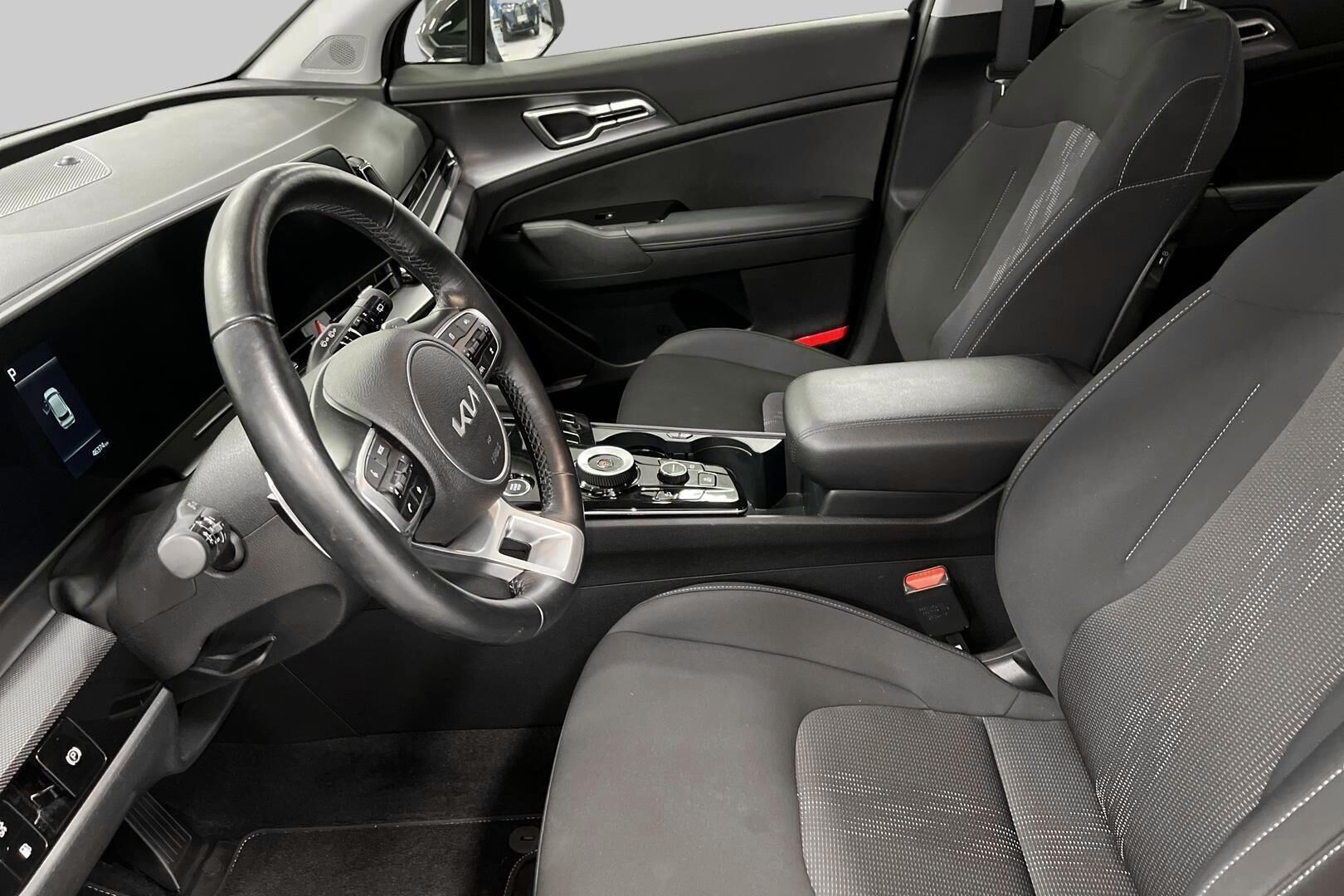 Kia Sportage iso kuva 8