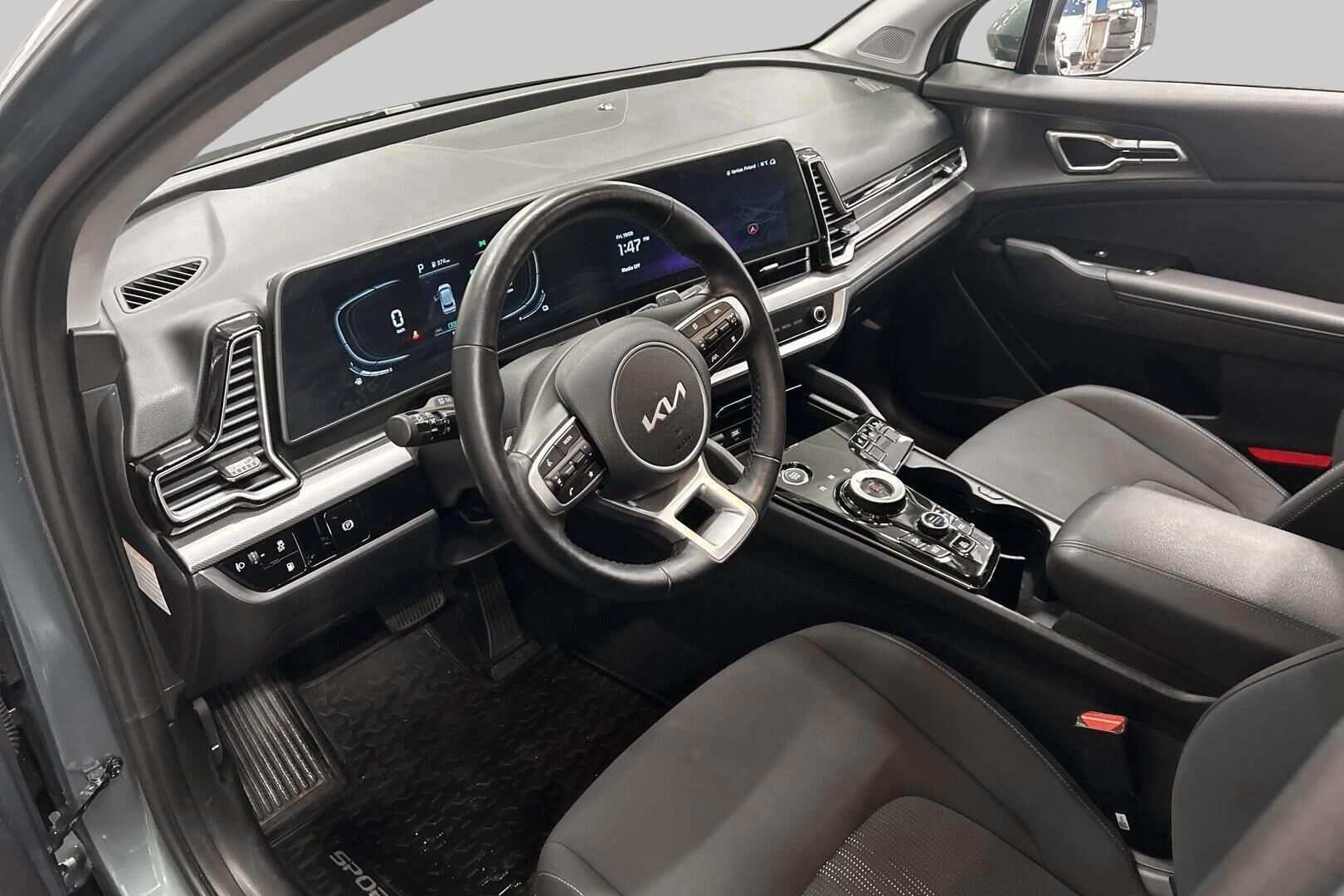 KIA Sportage iso kuva 8