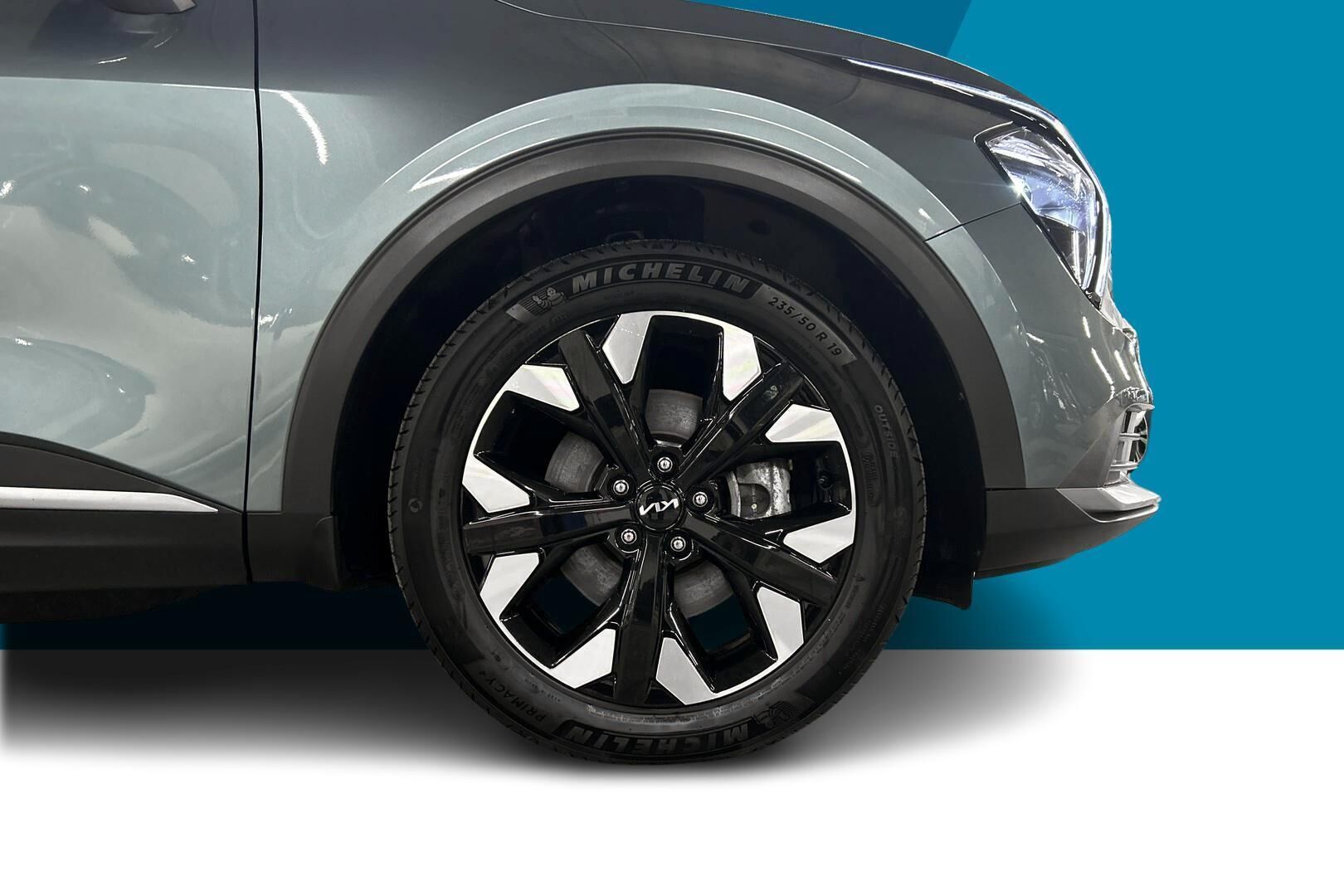 Kia Sportage iso kuva 12