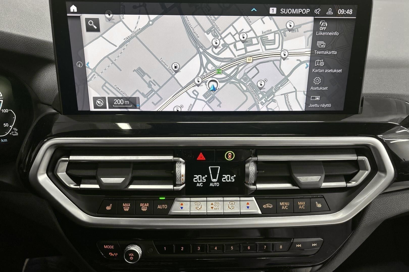 BMW X3 iso kuva 10