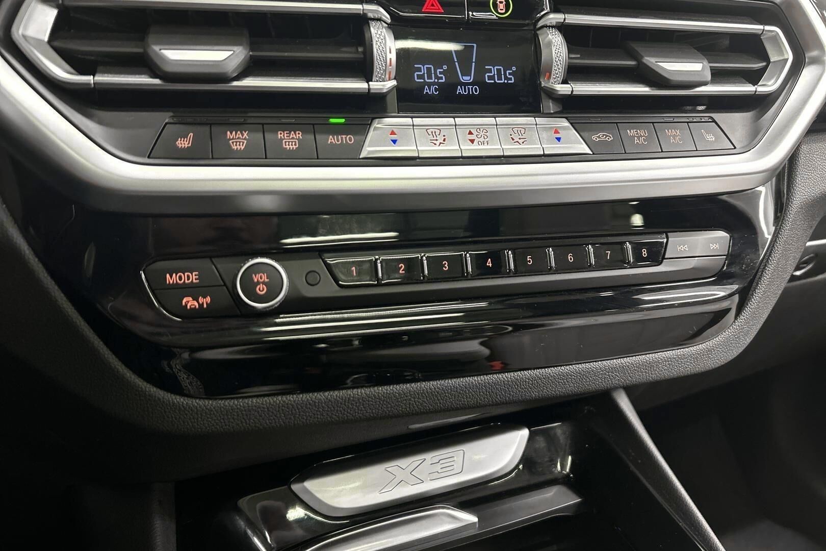 BMW X3 iso kuva 12