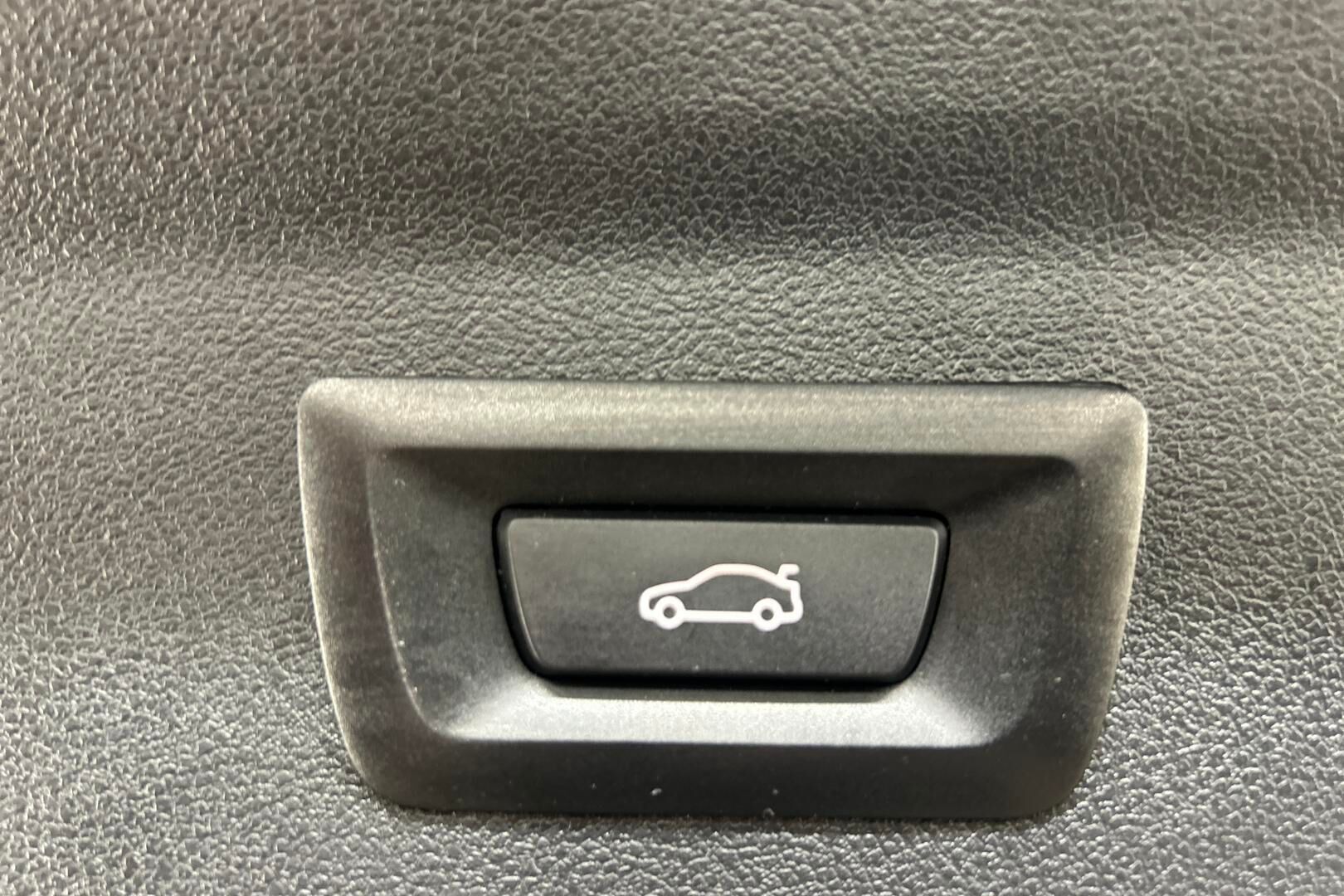 BMW X3 iso kuva 14