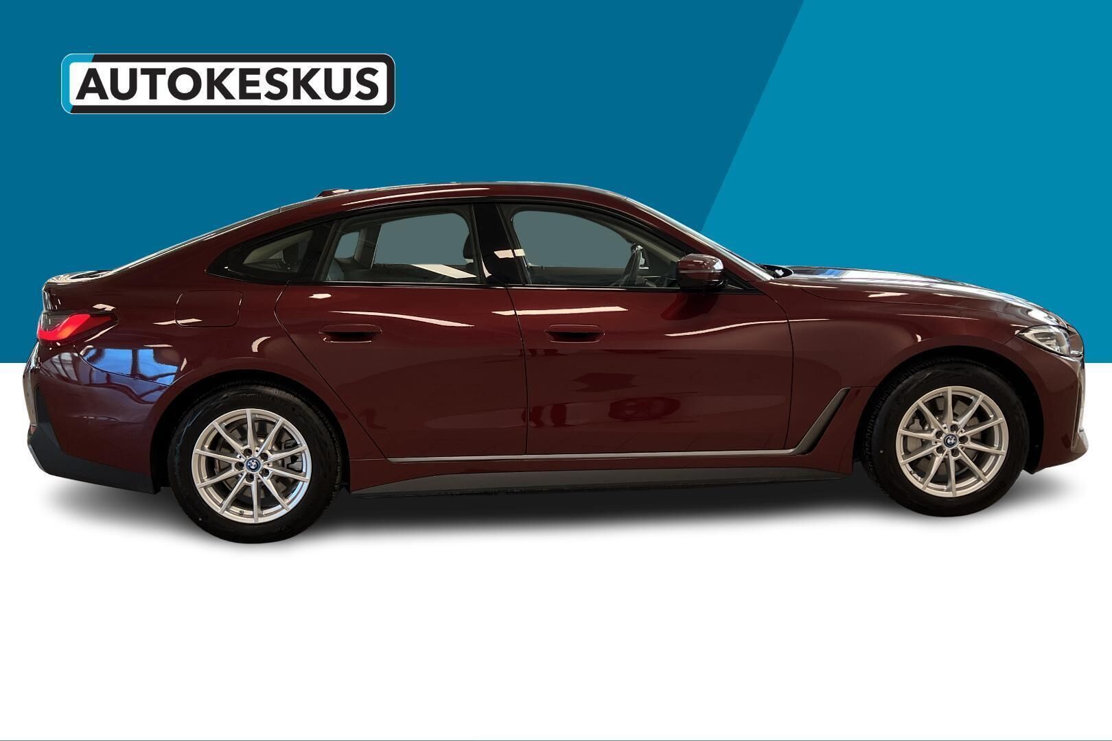 BMW i4 iso kuva 19