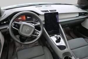 POLESTAR 2 esikatselu 1