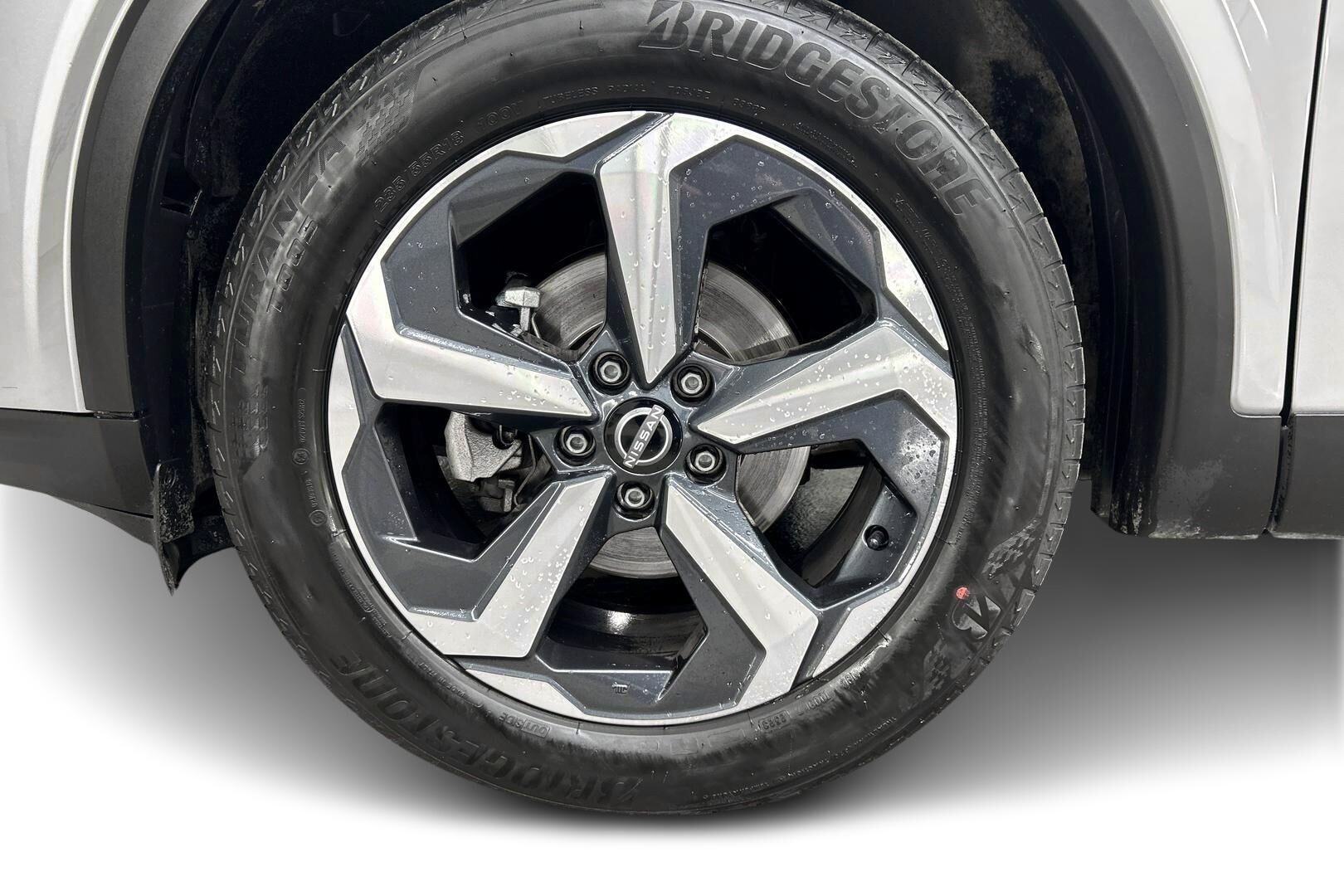 Nissan Qashqai iso kuva 12