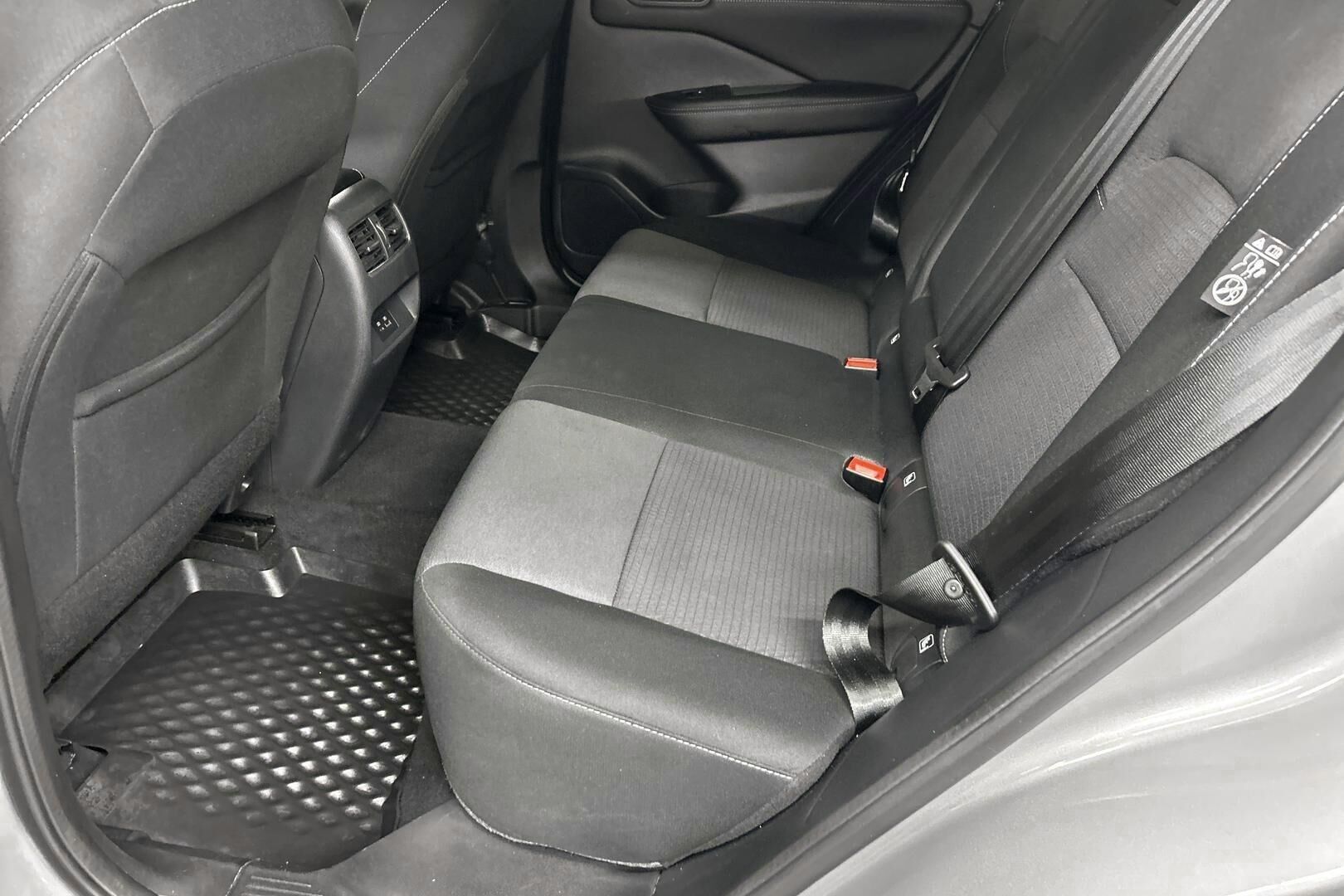 Nissan Qashqai iso kuva 9