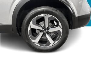 Nissan Qashqai esikatselu 13