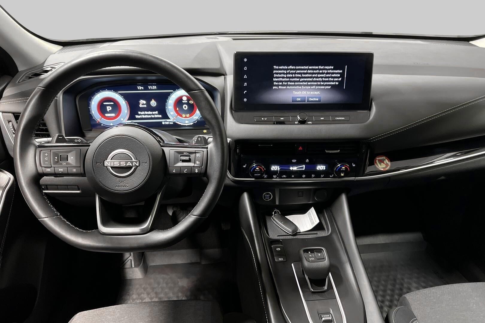 Nissan Qashqai iso kuva 11