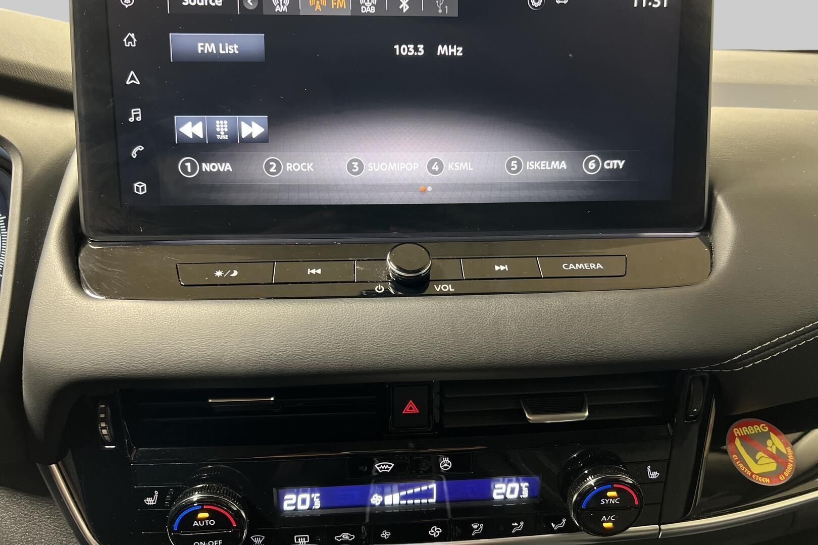 Nissan Qashqai iso kuva 17