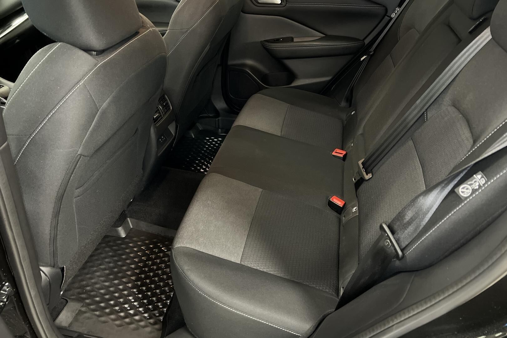 Nissan Qashqai iso kuva 10