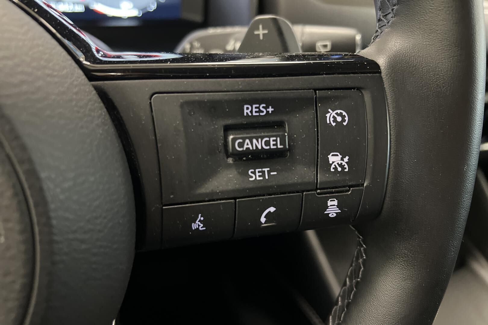 Nissan Qashqai iso kuva 17