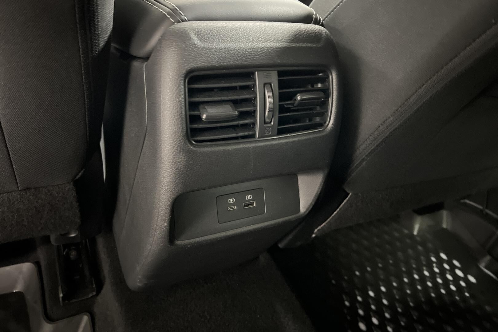 Nissan Qashqai iso kuva 23