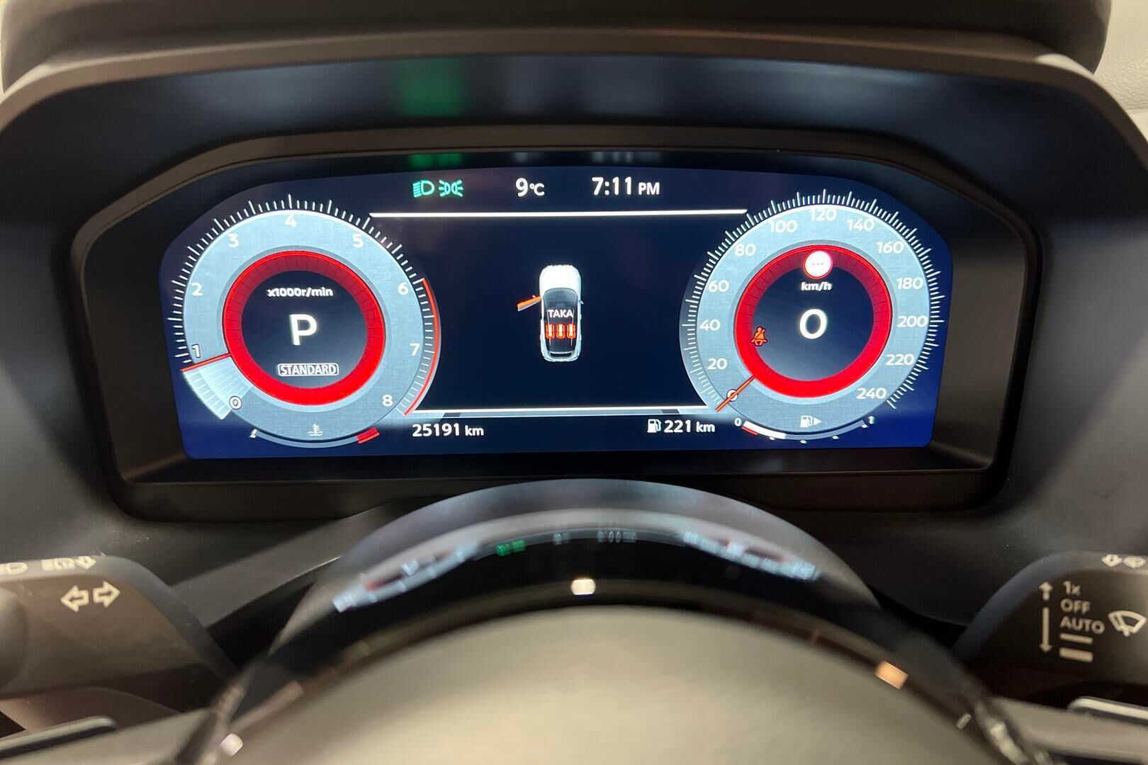 Nissan Qashqai iso kuva 16