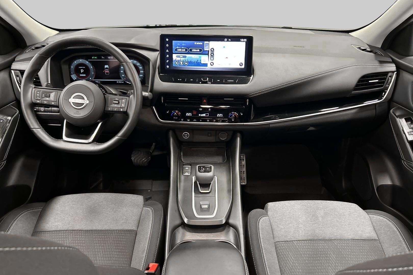 Nissan Qashqai iso kuva 10