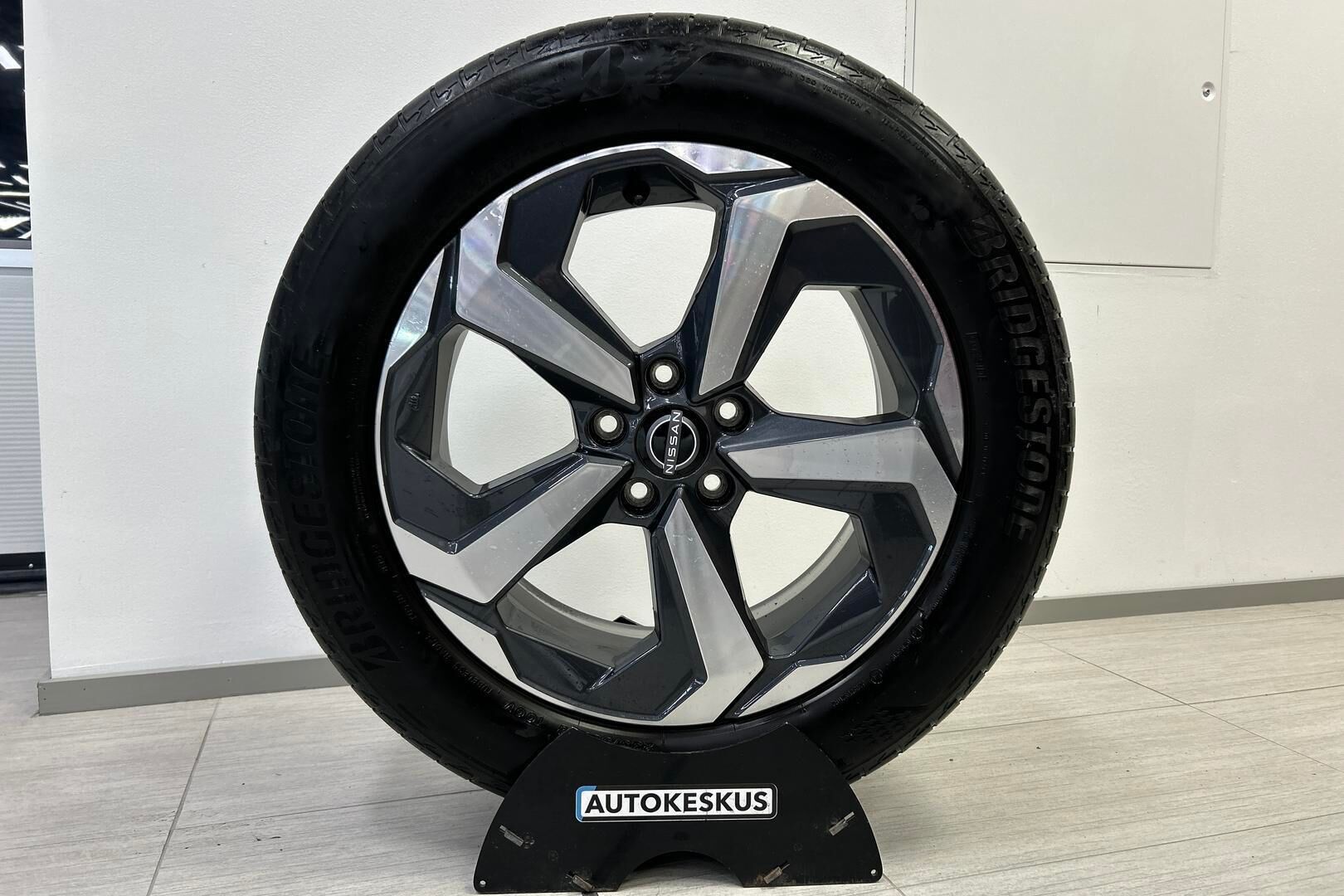 Nissan Qashqai iso kuva 13