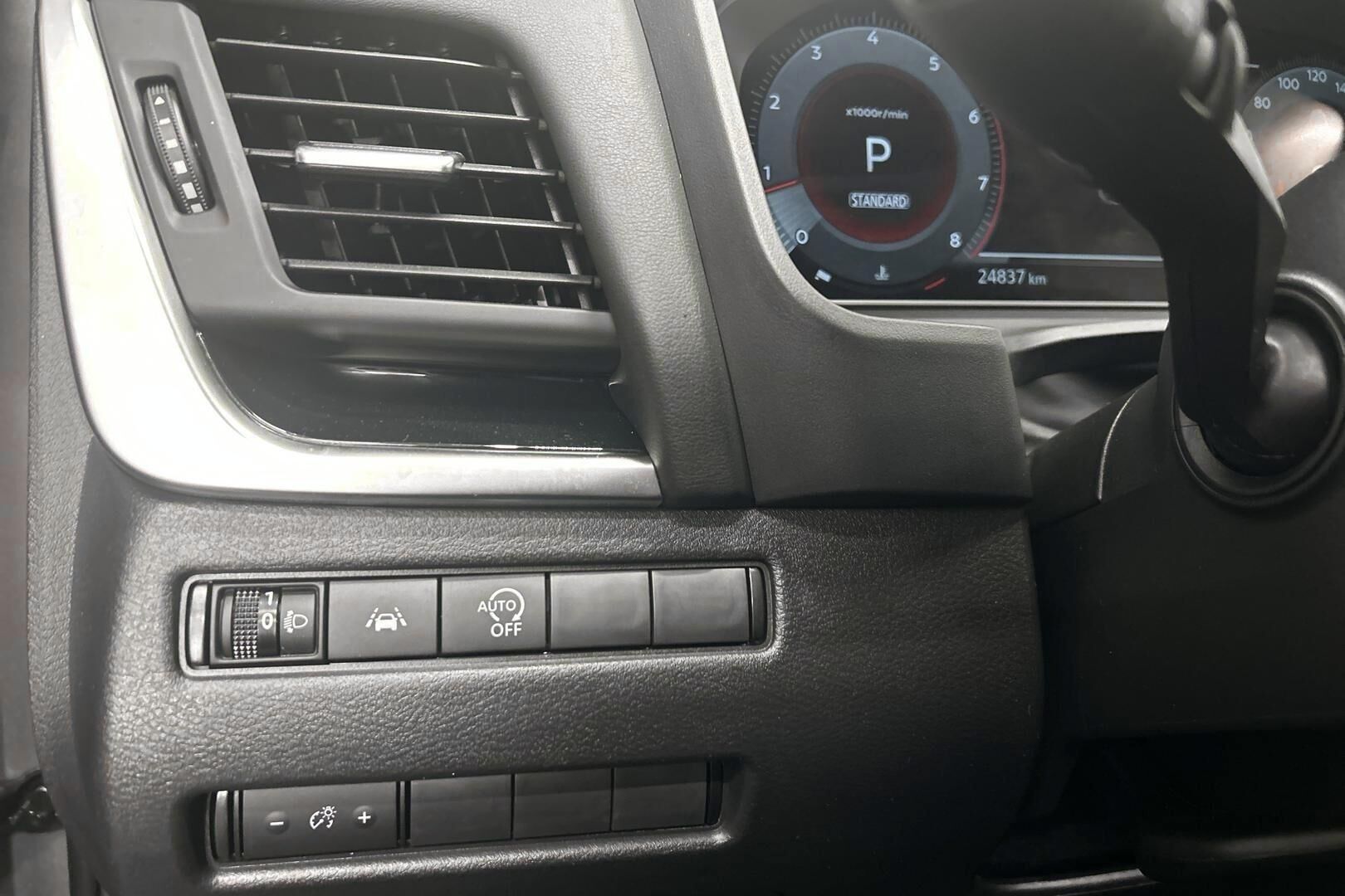 Nissan Qashqai iso kuva 21