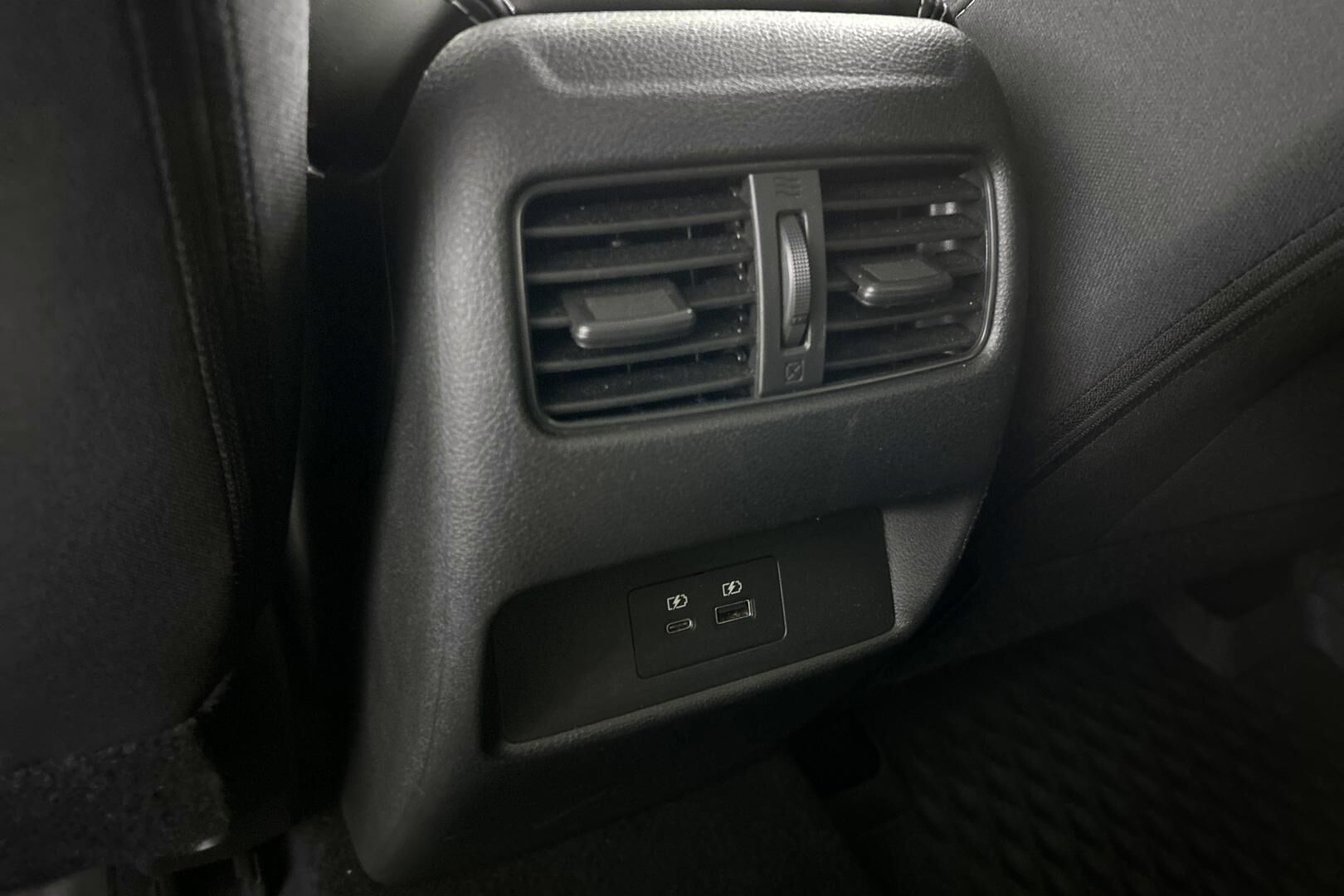 Nissan Qashqai iso kuva 11