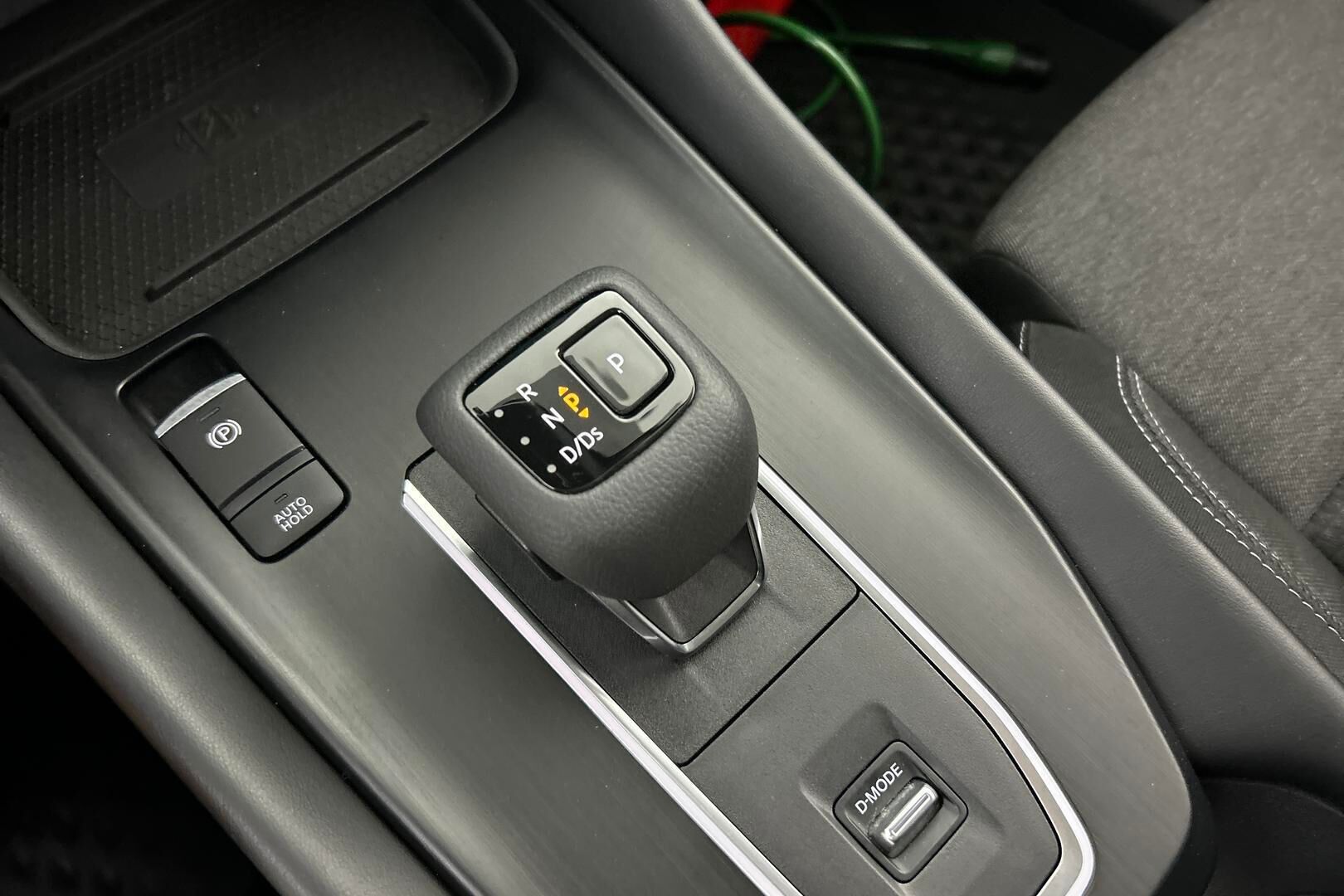 Nissan Qashqai iso kuva 16