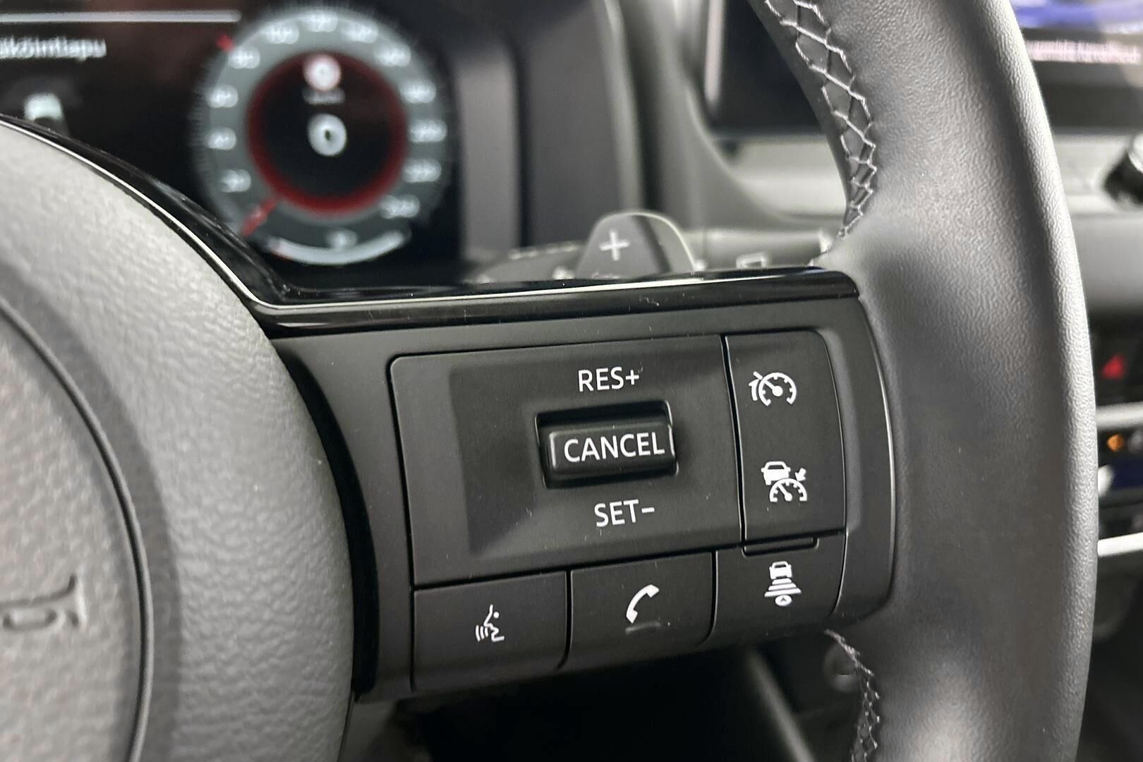 Nissan Qashqai iso kuva 22