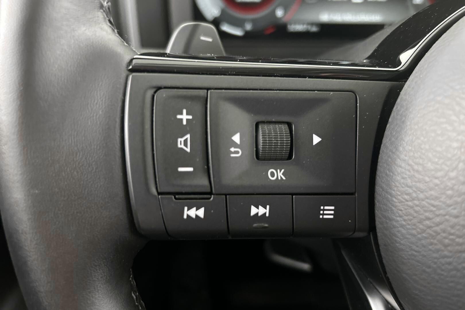 Nissan Qashqai iso kuva 21