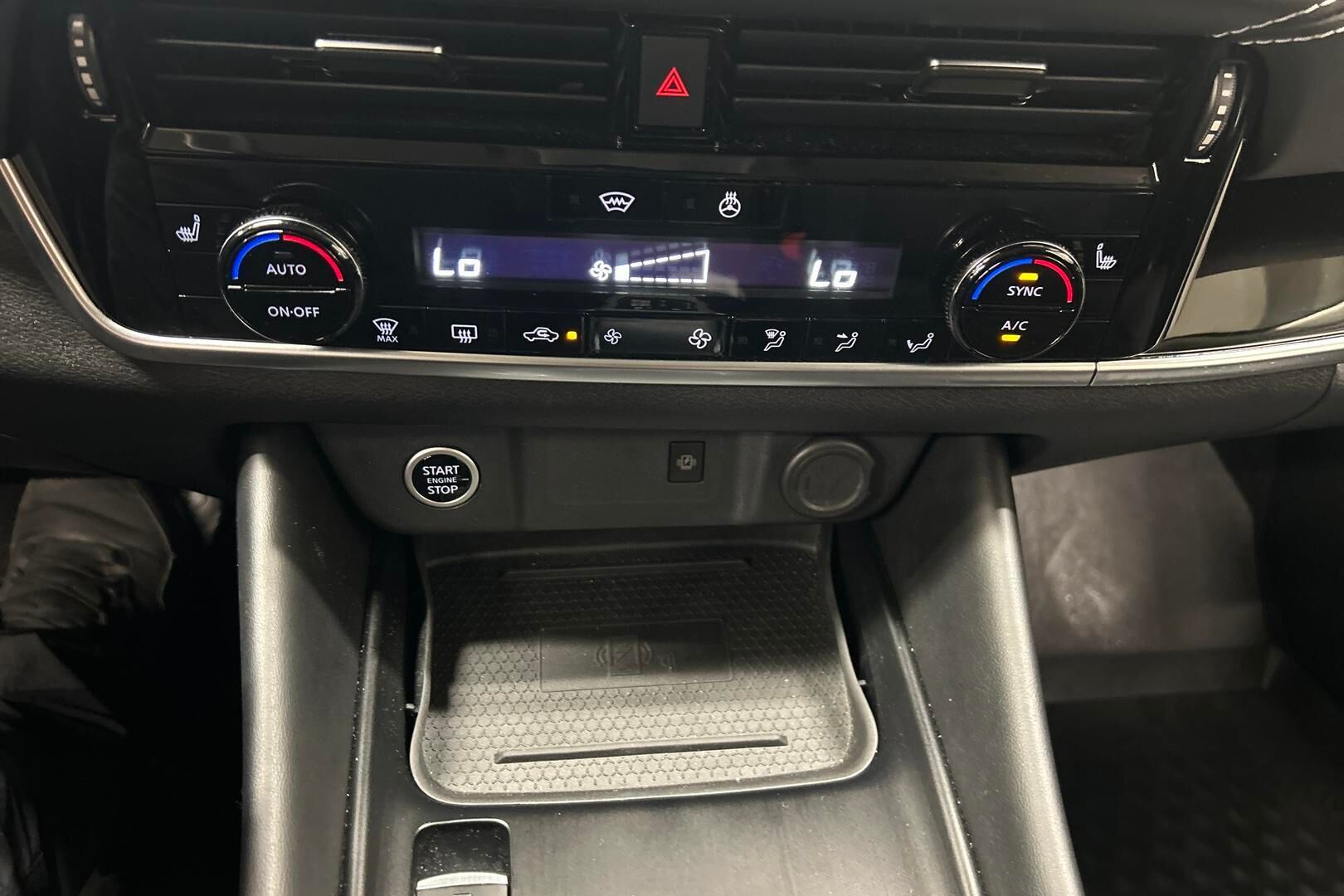 Nissan Qashqai iso kuva 17