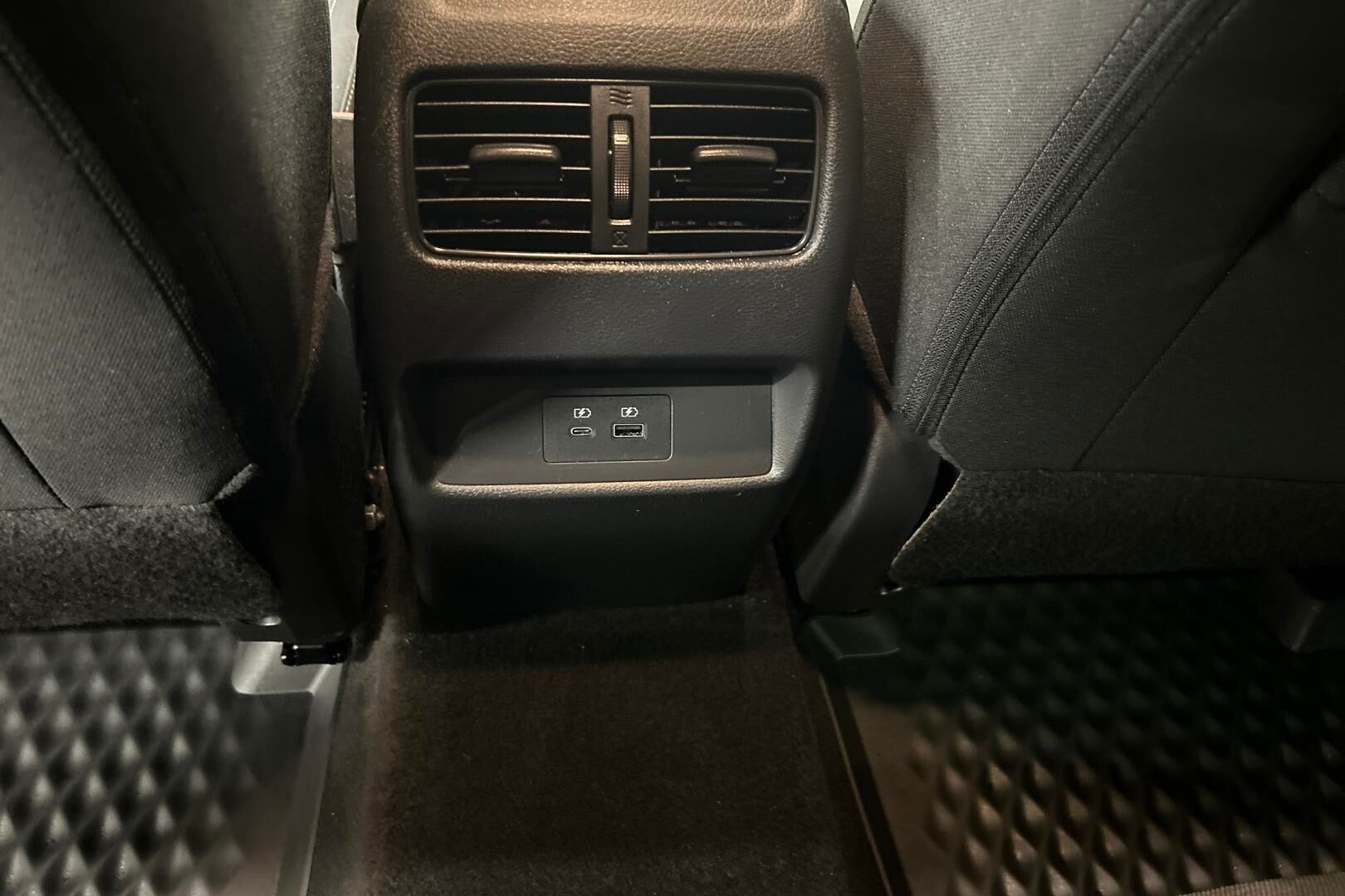 Nissan Qashqai iso kuva 22